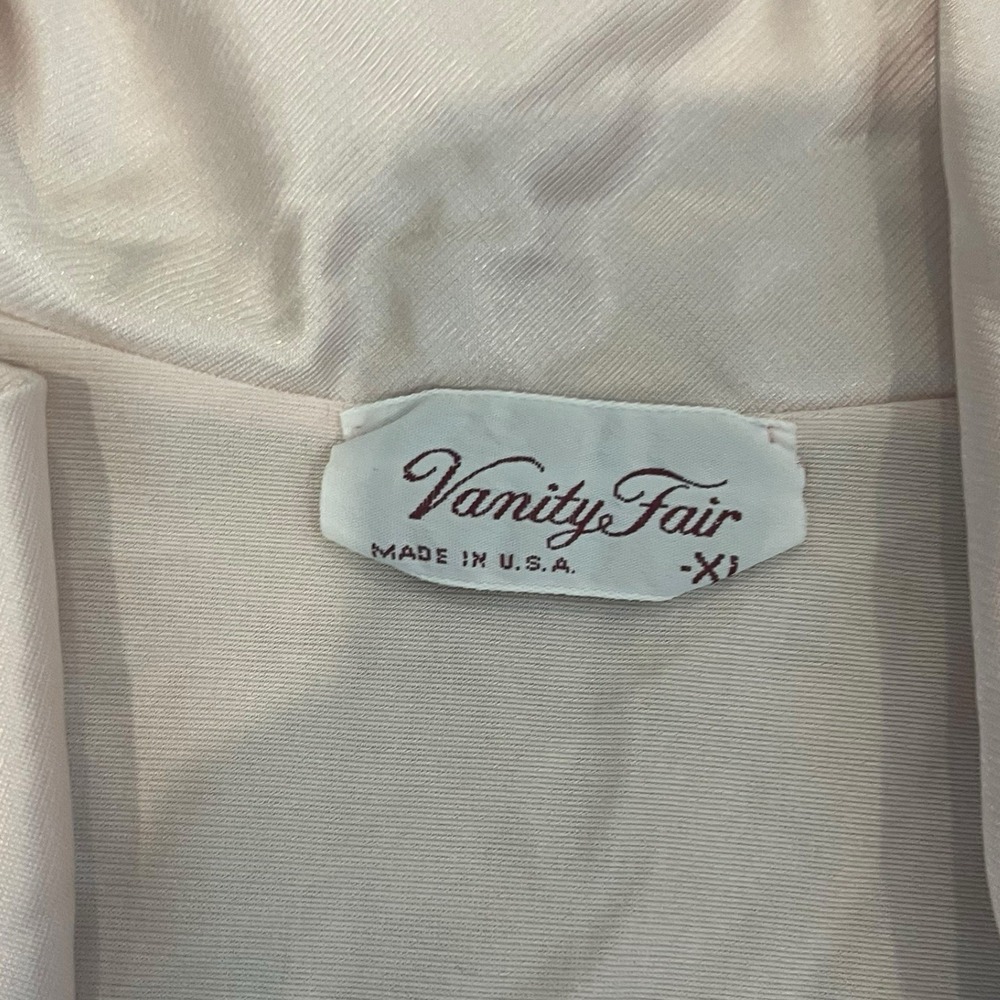 Vintage Vanity Fair Women's XL Silky Robe Light Pink Button Sleepwear Floral - Picture 5 of 6